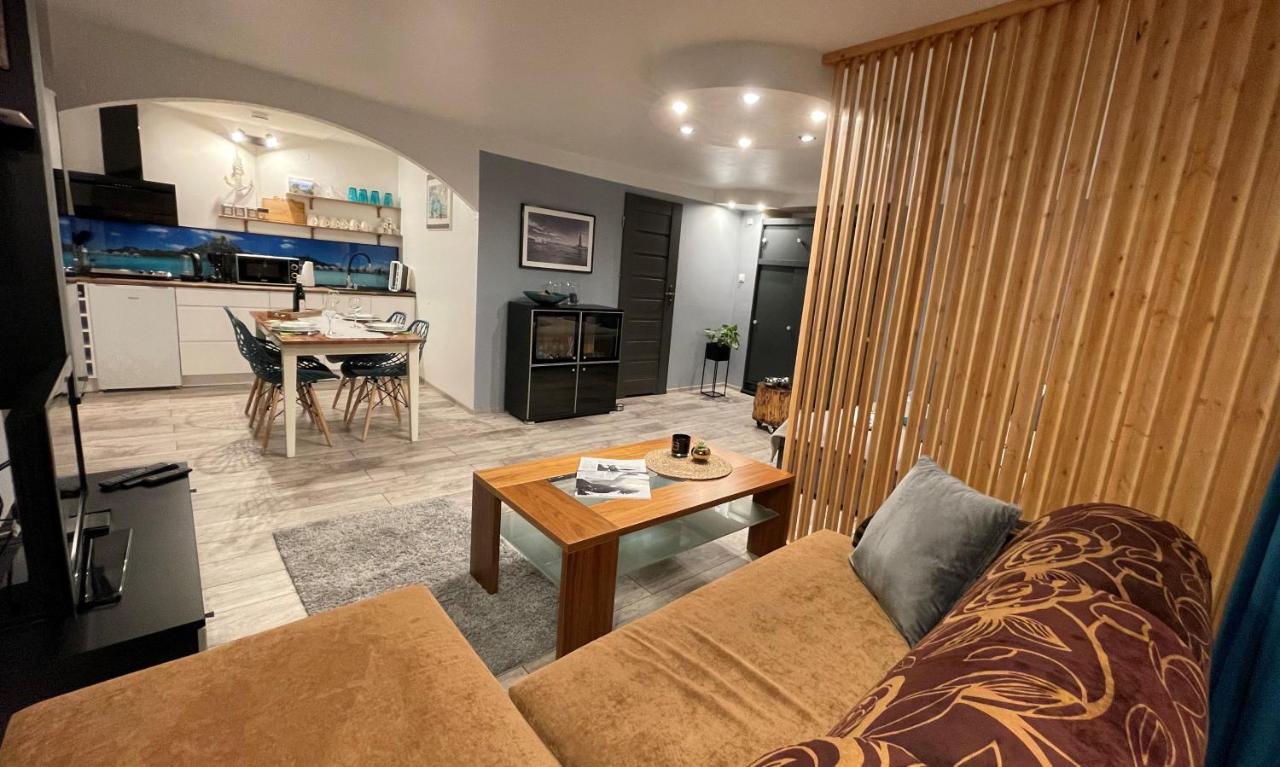 Apartamenty Pod Uwalonym Debem Jezow Sudecki Exterior photo