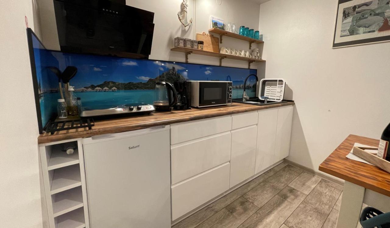 Apartamenty Pod Uwalonym Debem Jezow Sudecki Exterior photo